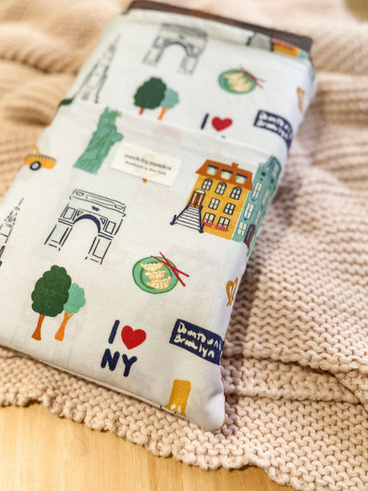 nyc themed book sleeve