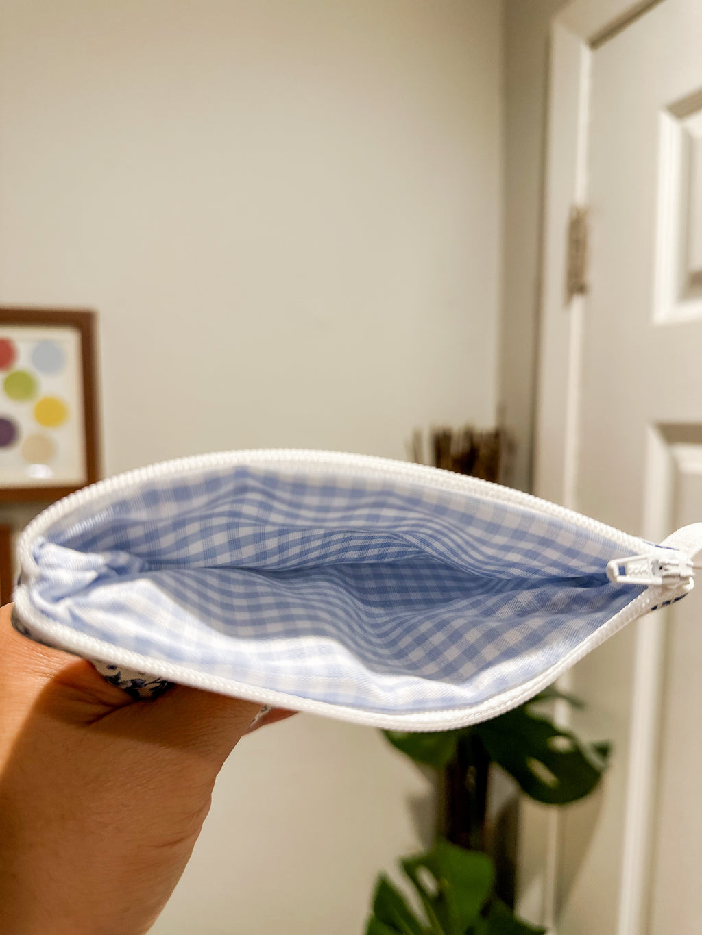 The Porcelain Petals Keychain Wallet