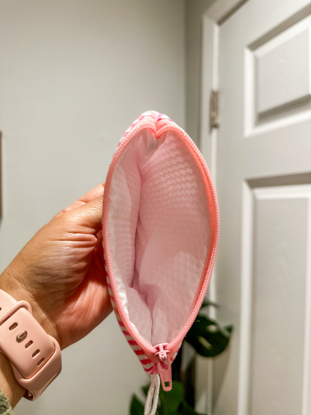 The Lipstick Lines Wallet (Limited-Edition)