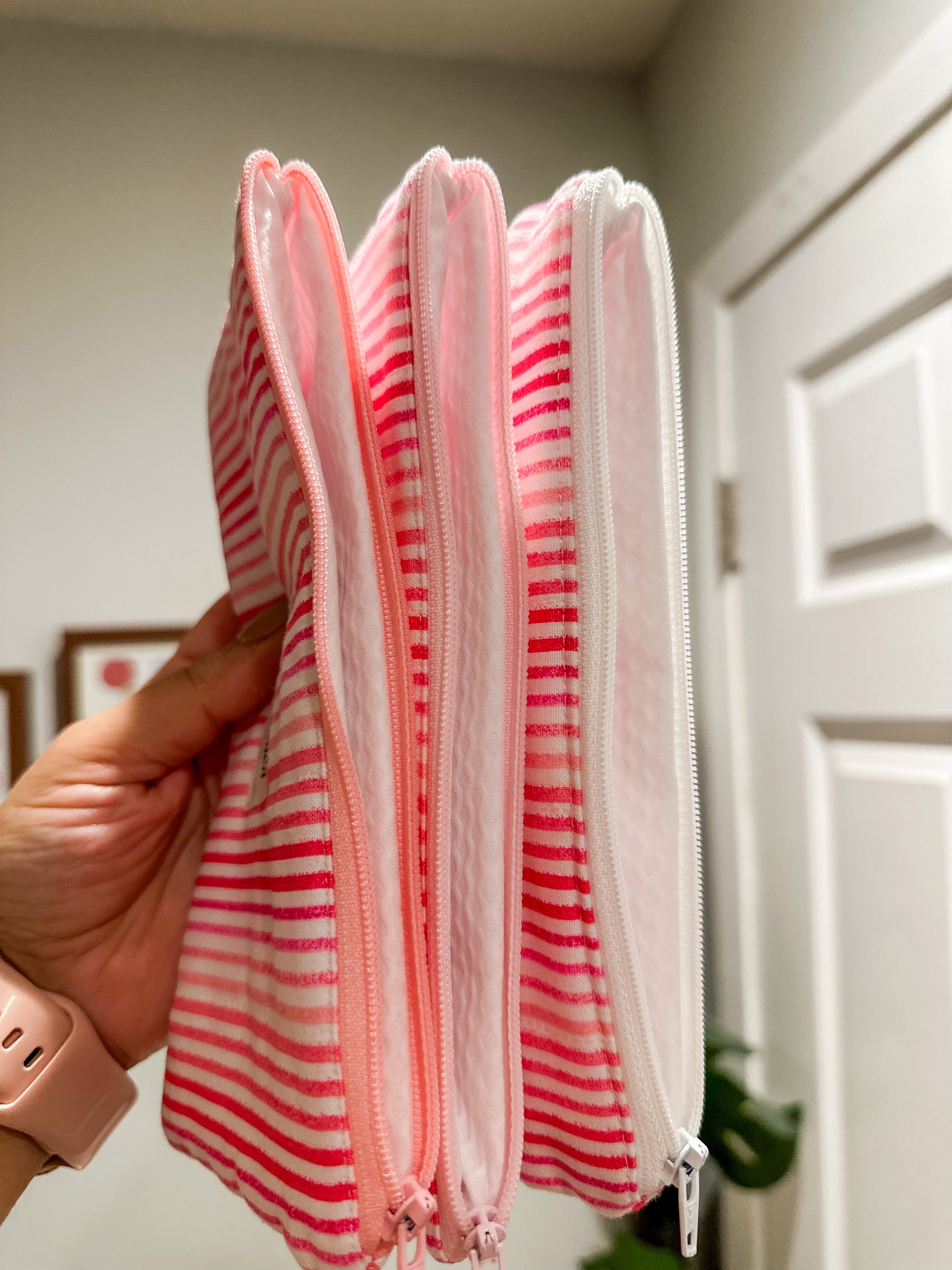 The Lipstick Lines Pencil/Glasses Case (Limited-Edition)