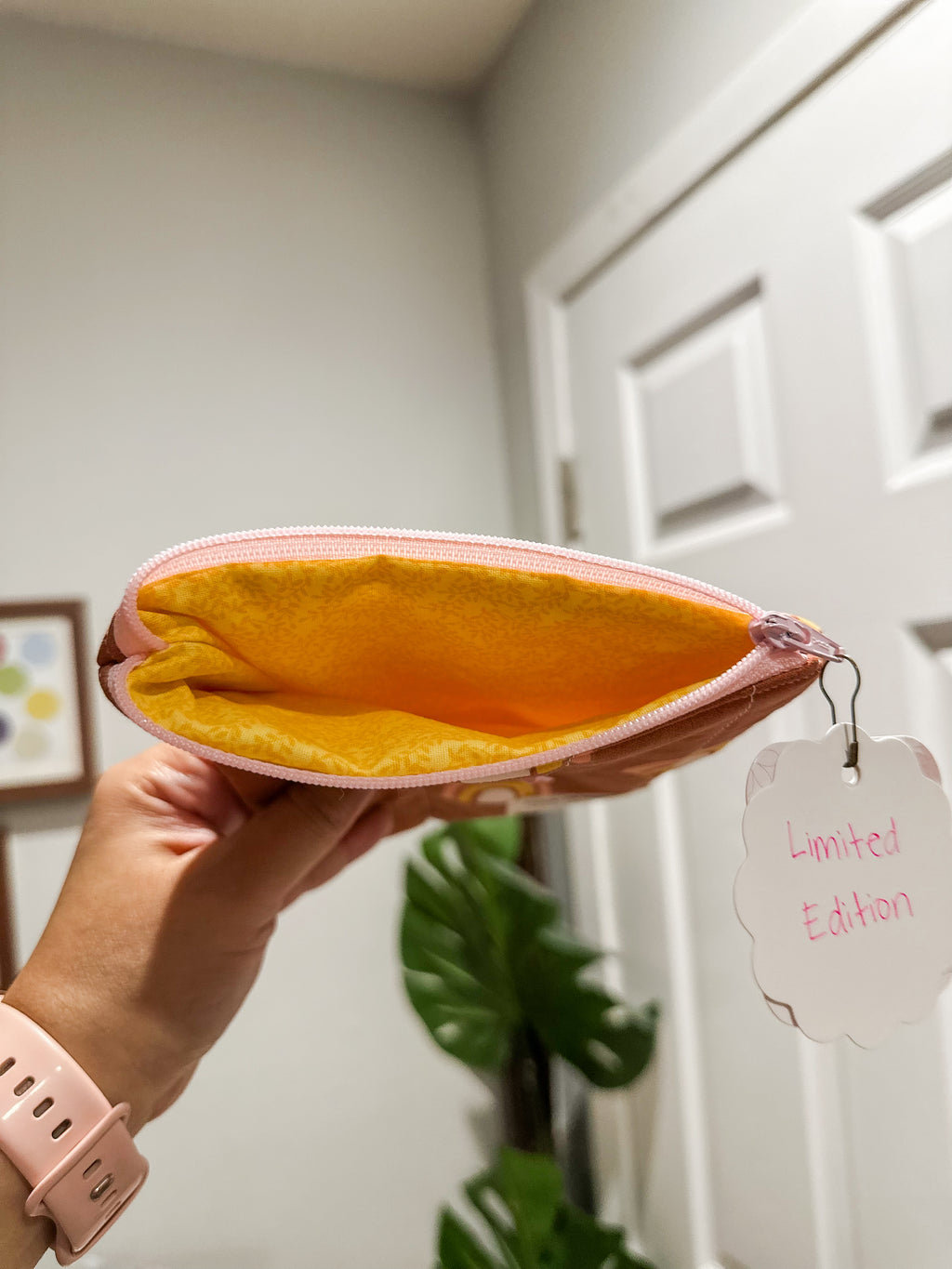 The Sugar & Sunbeams Kindle Sleeve Mini (Limited-Edition)