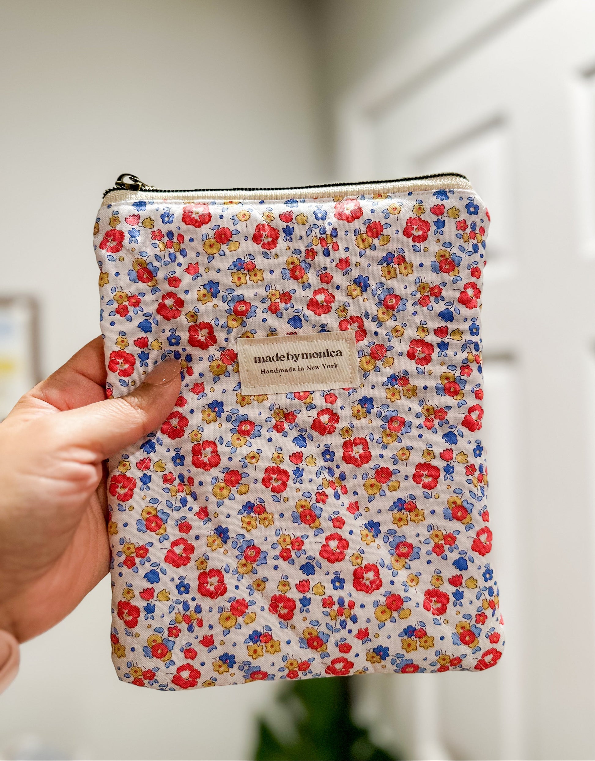 The Bloom Burst Kindle Sleeve