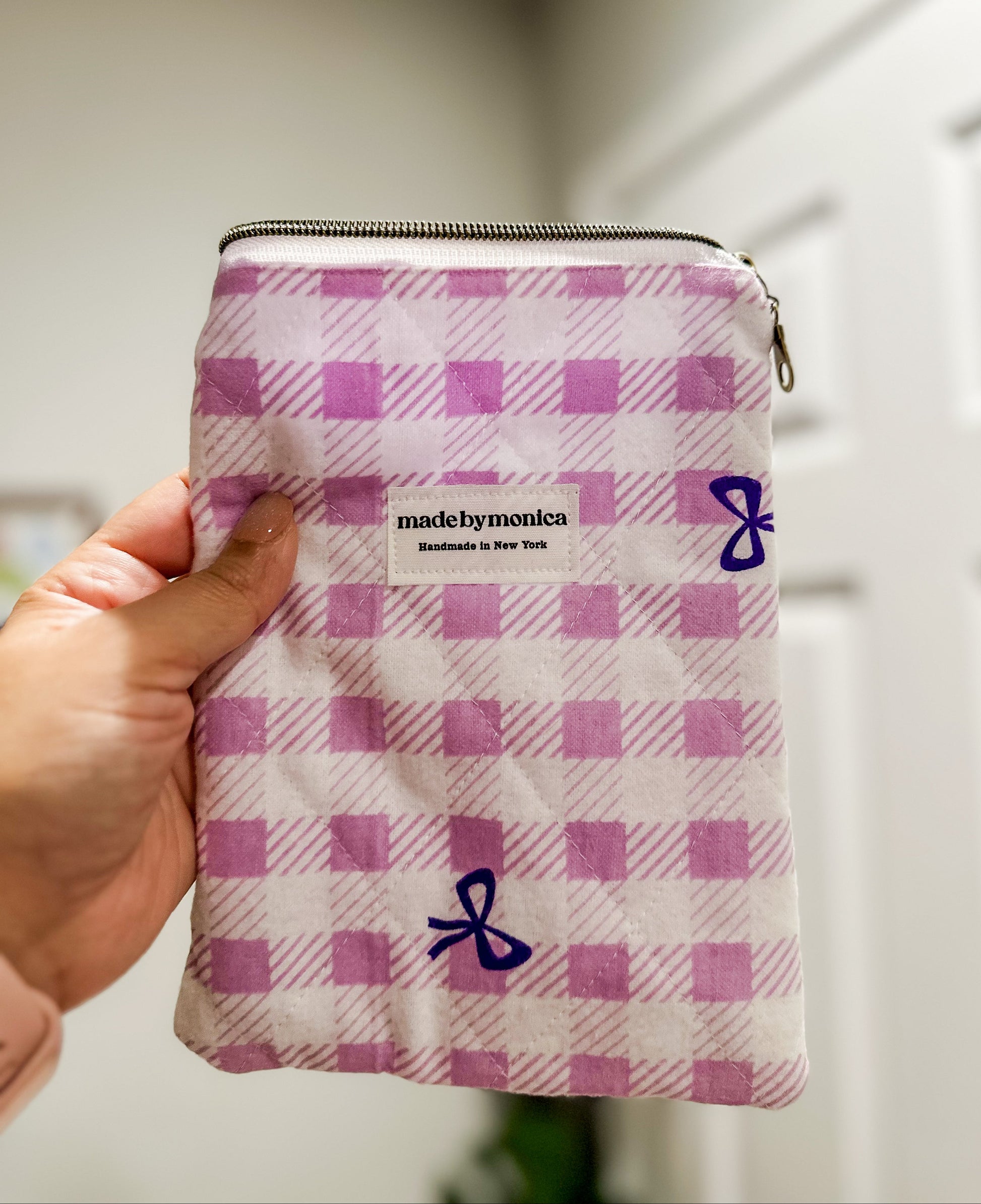 The Lilac & Lace Kindle Sleeve (Limited-Edition)