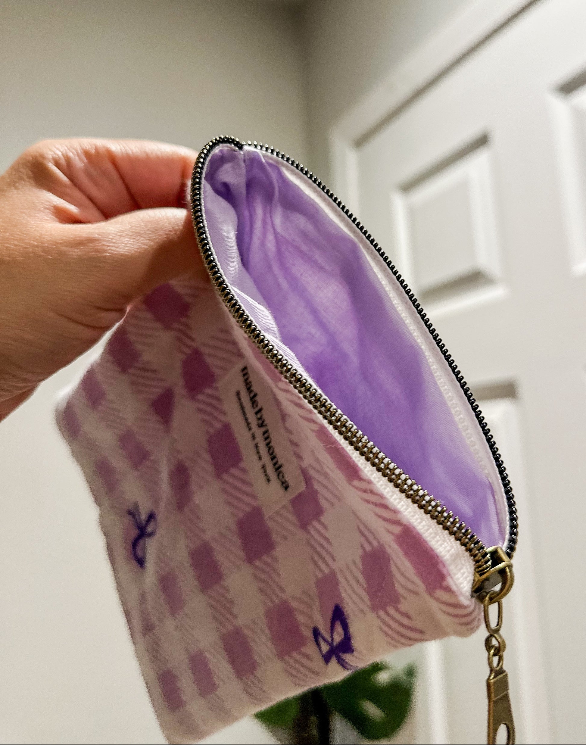 The Lilac & Lace Kindle Sleeve (Limited-Edition)