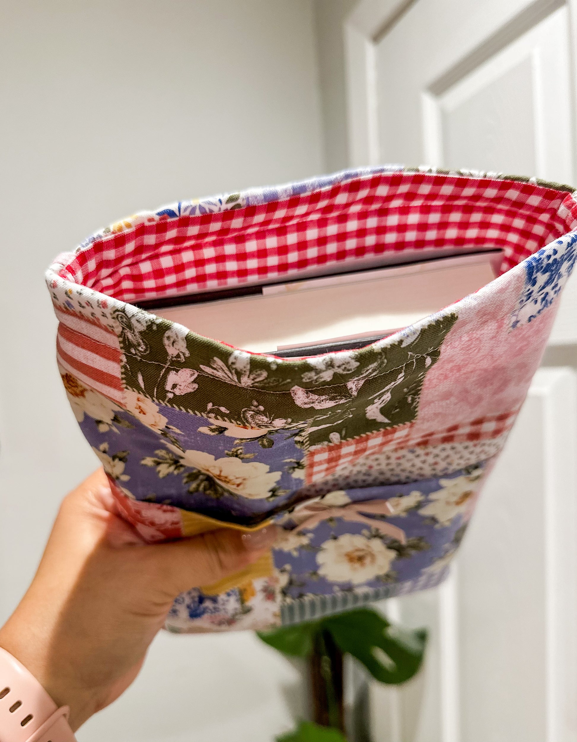 The Petal & Plaid Small/Medium Book Sleeve