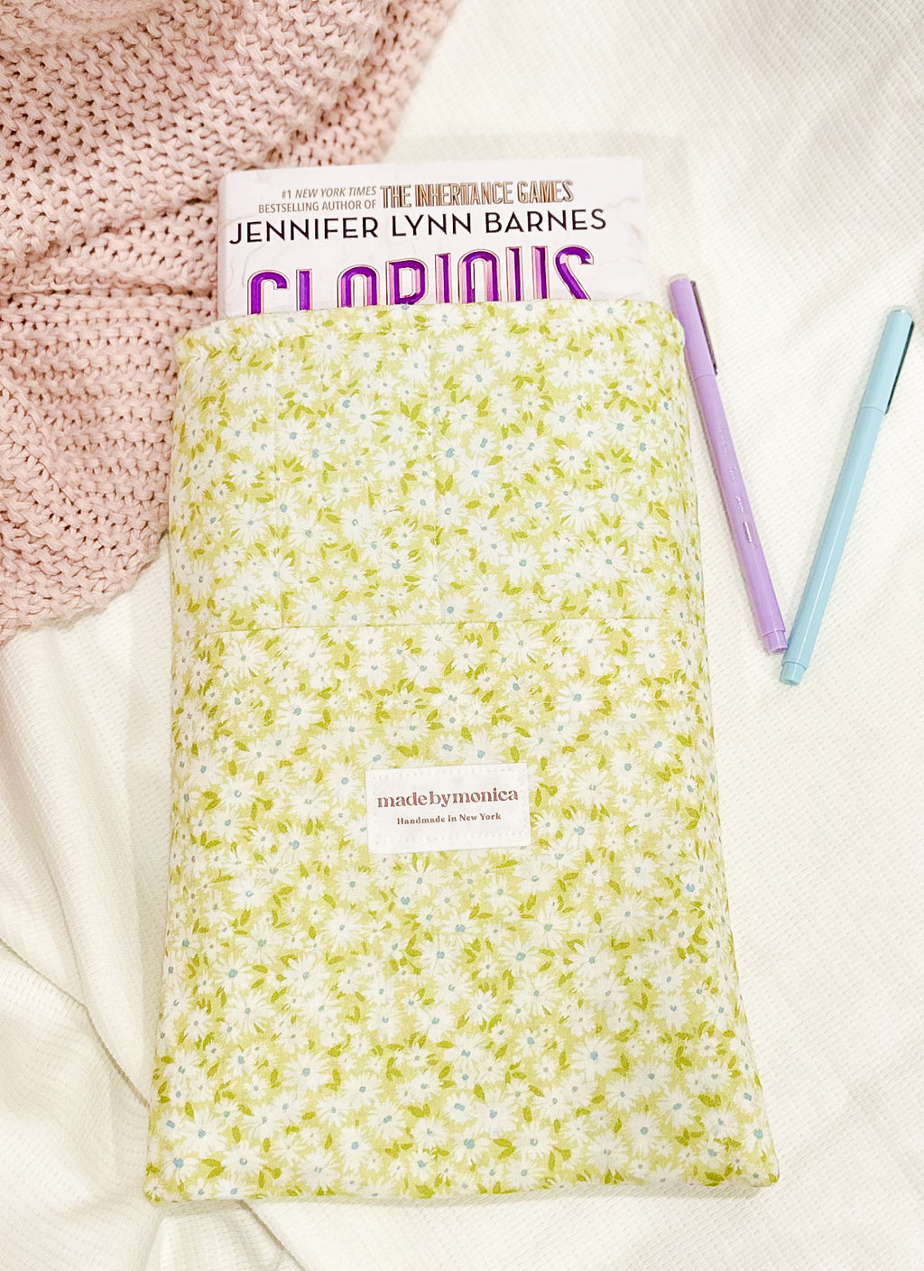 The Minty Meadow Small/Medium Book Sleeve