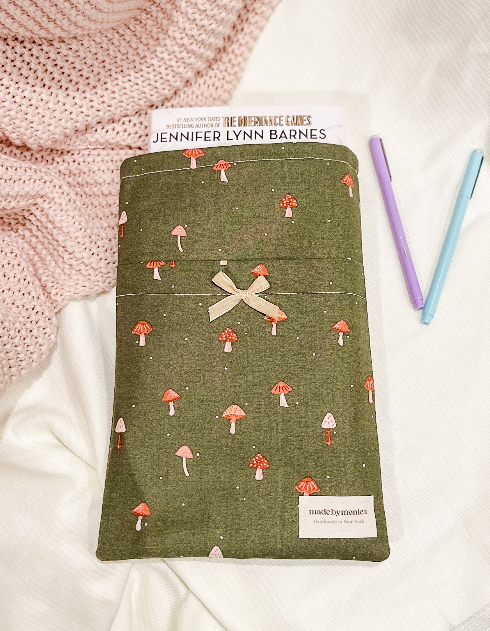 The Clover & Cap Small/Medium Book Sleeve