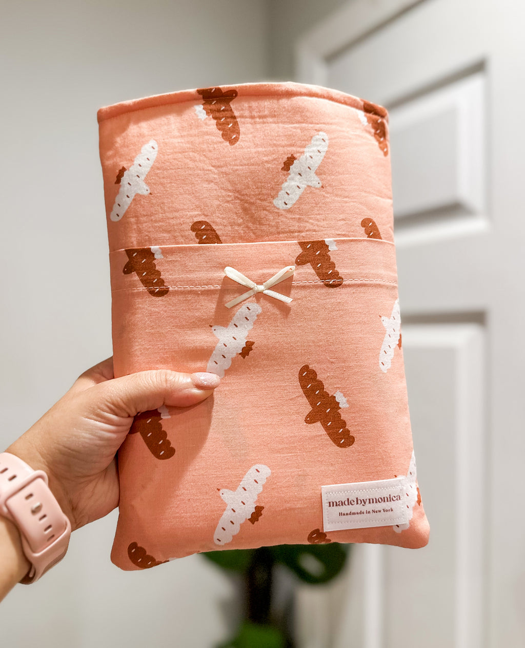 The Peachy Flight Small/Medium Book Sleeve (Limited-Edition)