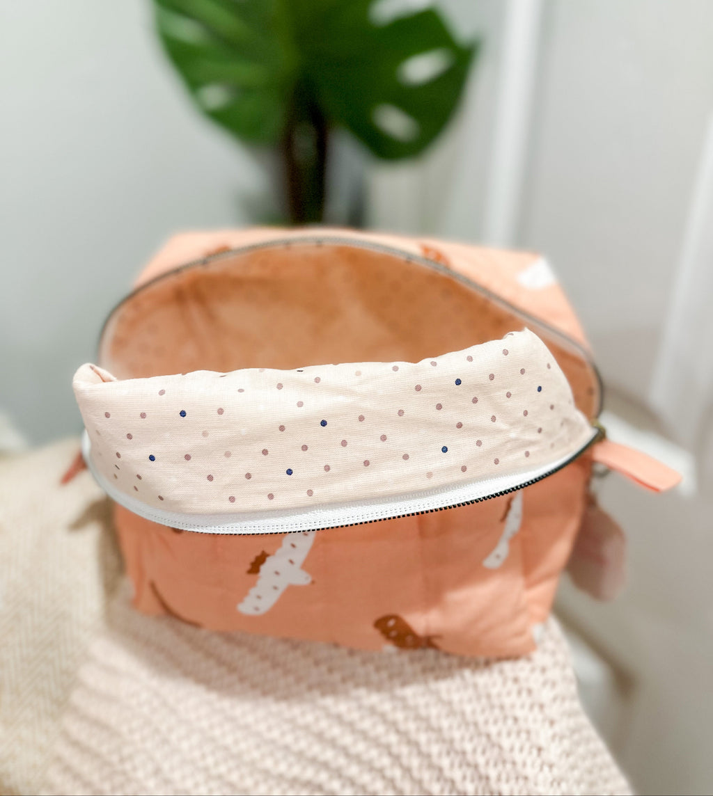 The Peachy Flight Makeup Bag (Limited-Edition)