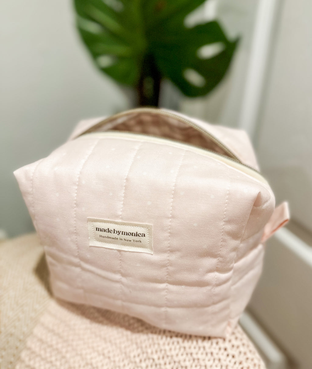 The Barely Blush Makeup Bag (Limited-Edition)