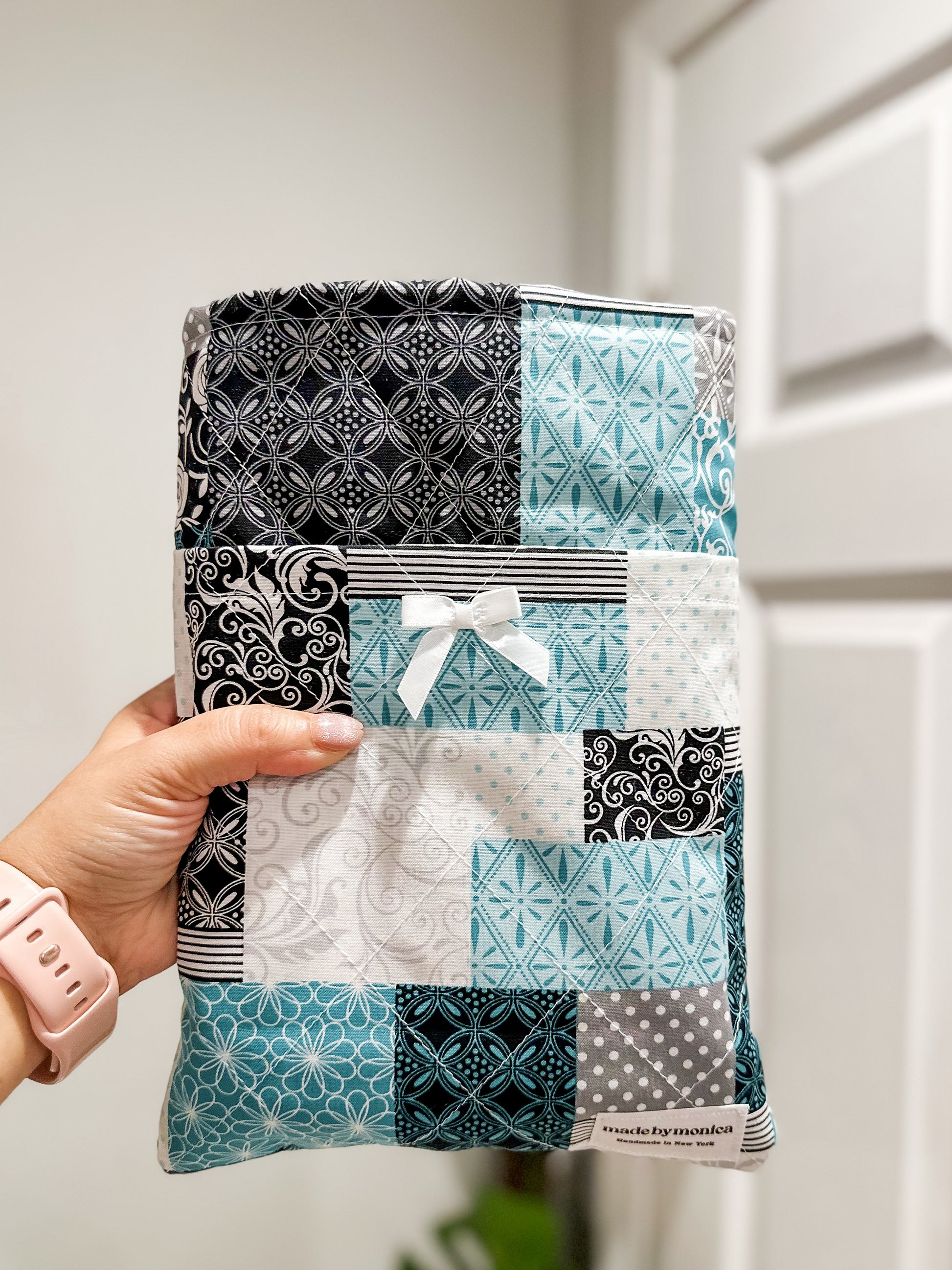 The Midnight Garden Patch Large Quilted Book Sleeve