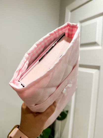 The Dainty Dots Large Quilted Book Sleeve
