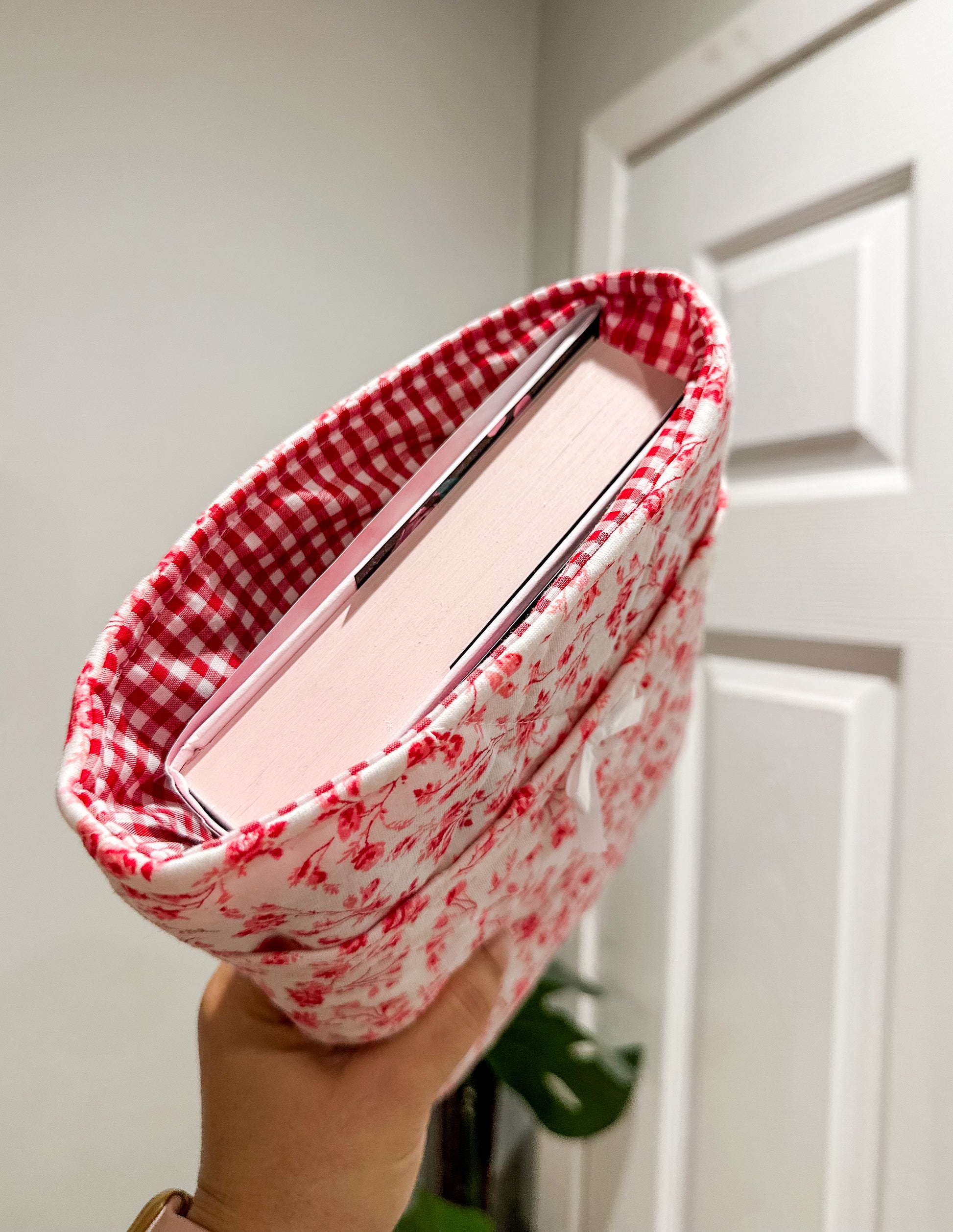 The Scarlet Flora Large Quilted Book Sleeve (Limited-Edition)