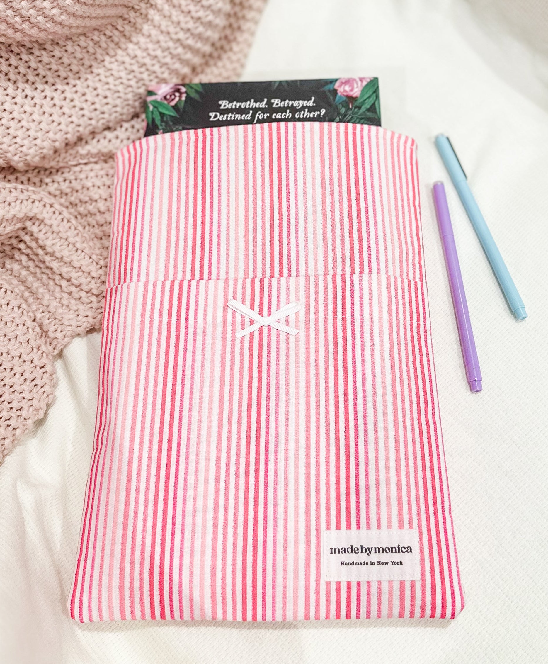 The Lipstick Lines Large Book Sleeve (Limited-Edition)