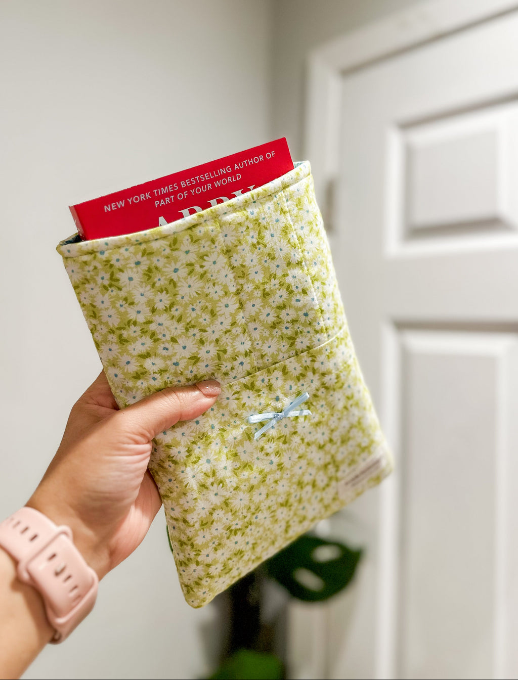 The Minty Meadow X-Small Book Sleeve