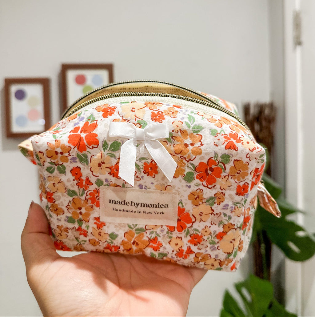 The Rustleaf Garden Quilted Makeup Bag Mini