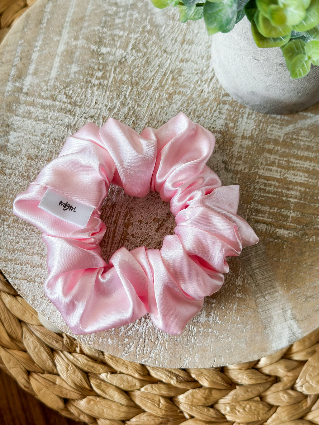 Satin WIDE-ELASTIC Scrunchie - Pink