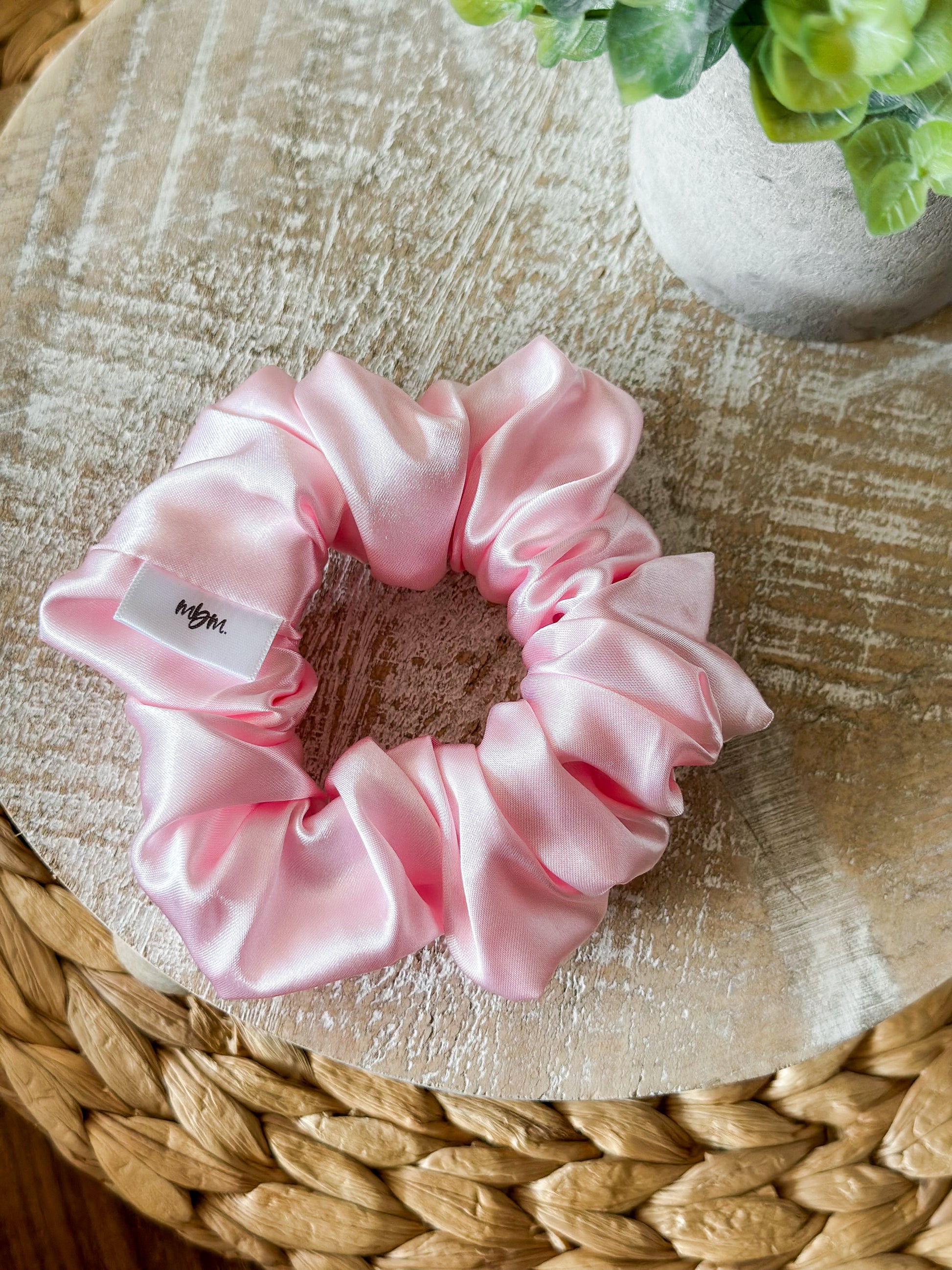 Satin WIDE-ELASTIC Scrunchie - Pink