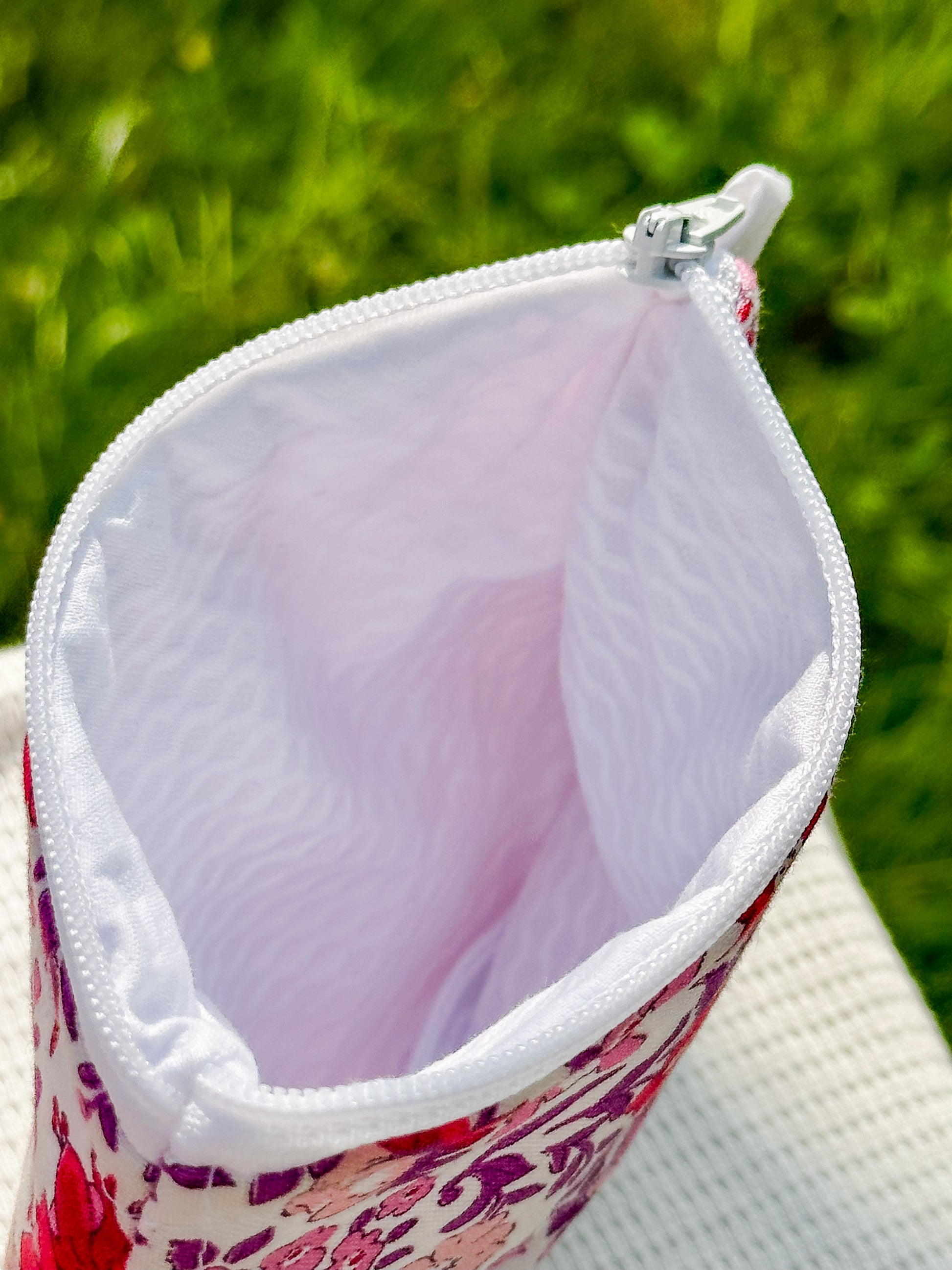 The Rosy Retreat Keychain Wallet