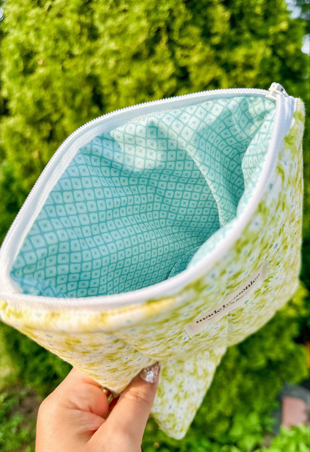 The Minty Meadow Kindle Sleeve