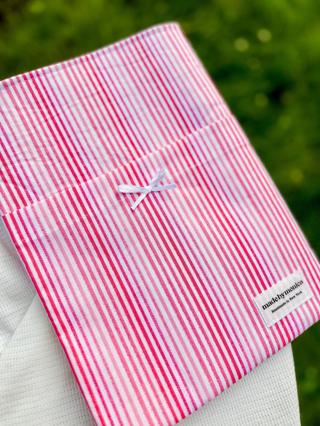 The Lipstick Lines Large Book Sleeve (Limited-Edition)