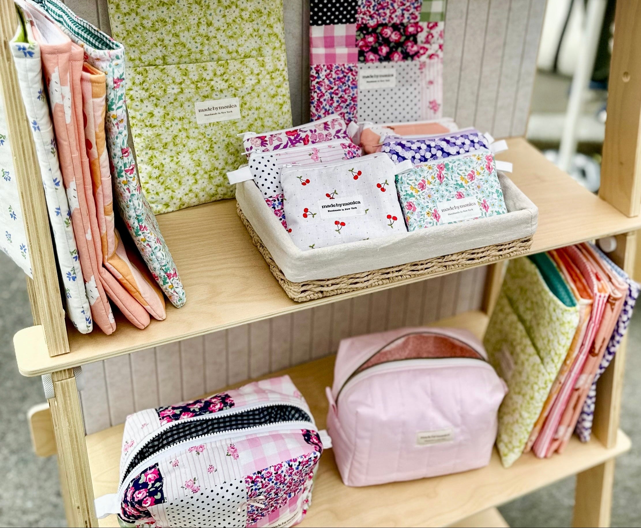 makeup bags, keychain wallets, kindle and book sleeves ...accessories for women
