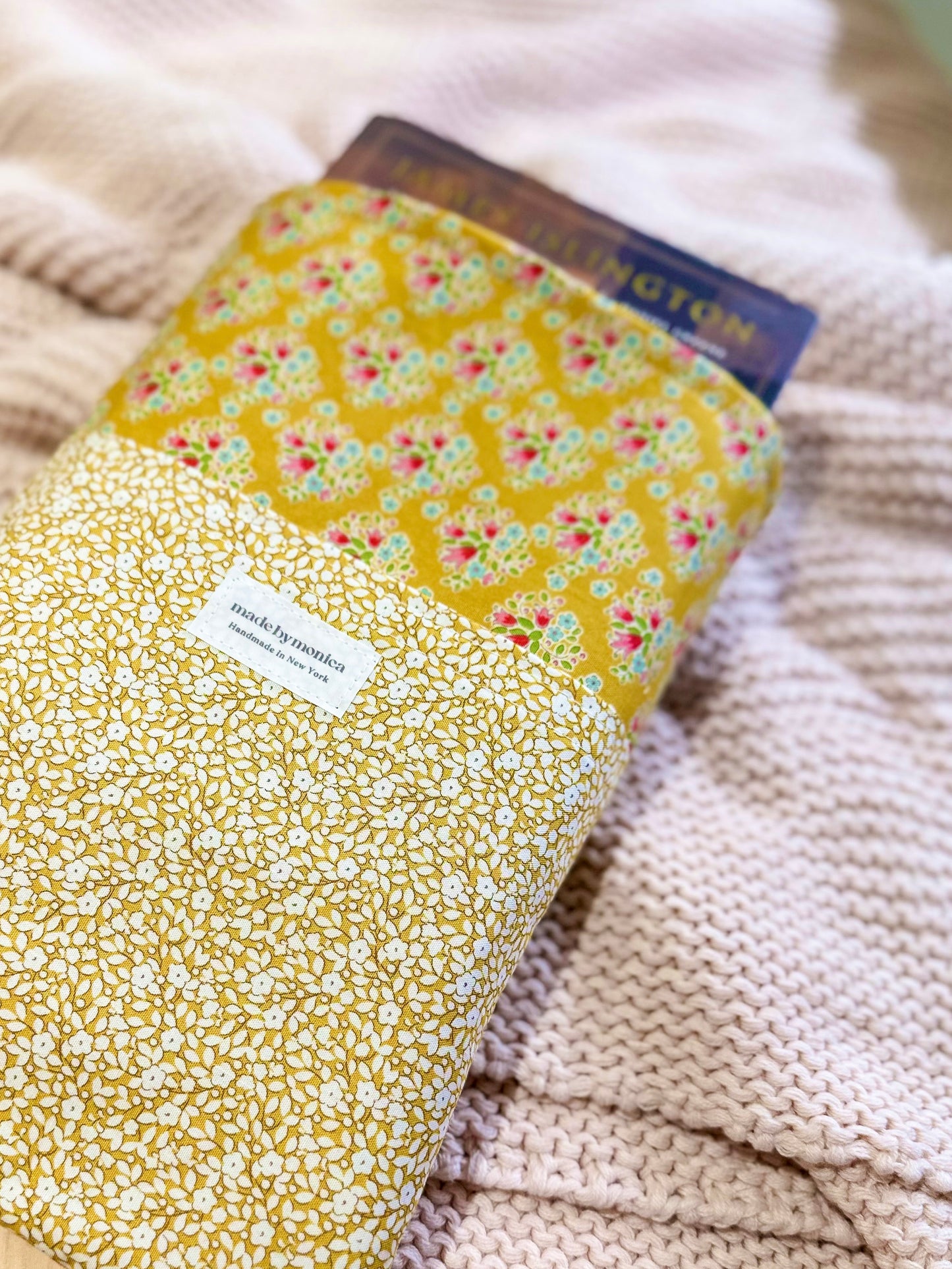honey-bloom-book-sleeve