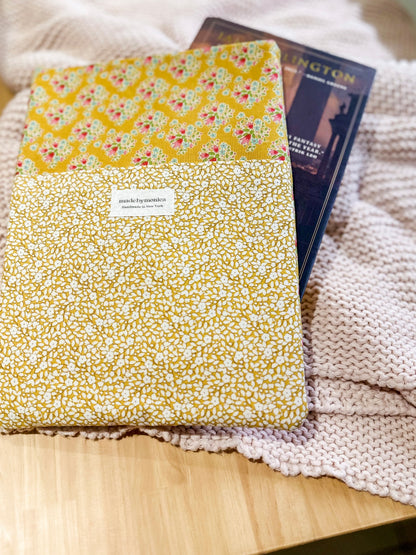 honey-bloom-book-sleeve