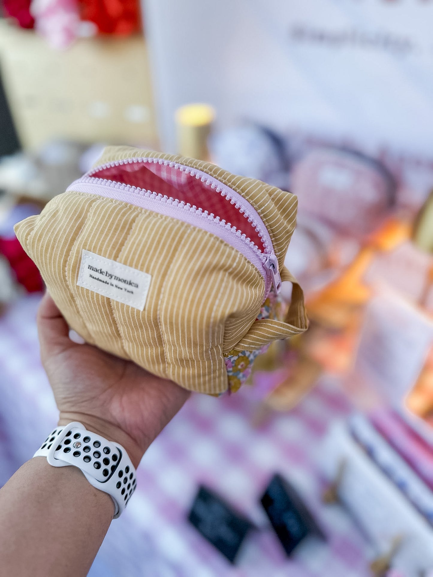 honeyed-pages-makeup-bag-mini-4