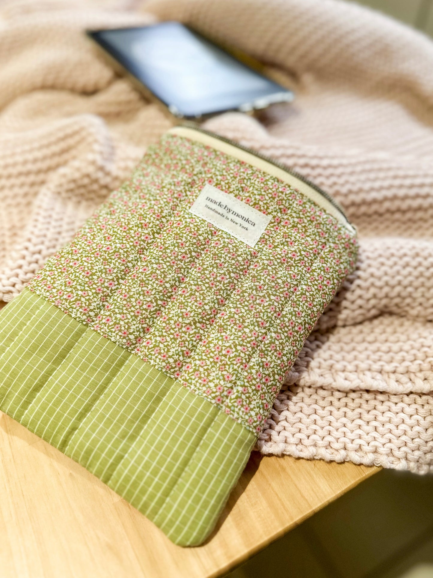 Mossy Pages kindle-sleeve